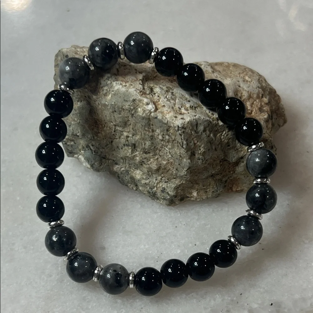 Artisan Black Onyx and Gray Moonstone Beaded Bracelet